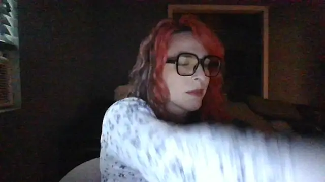 Snapshot of mayra_mayhem chatting on 04.13.26 mayra mayhem online show from 04.13.26