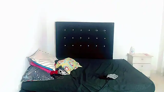 samanthaa hot  online show from 02.01.26