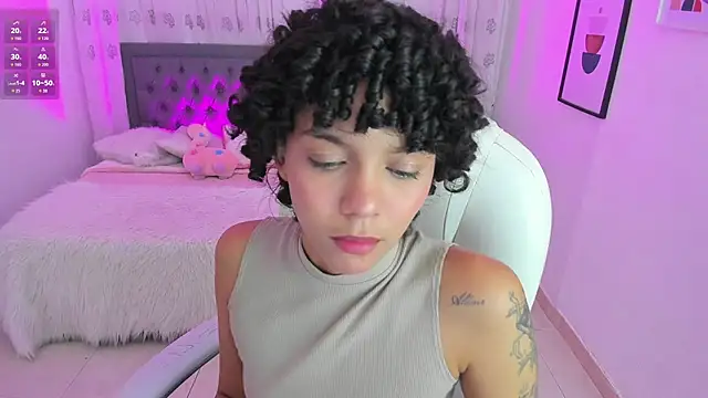 Snapshot of aitana_kahlo chatting on 09.18.25 aitana kahlo online show from 09.18.25