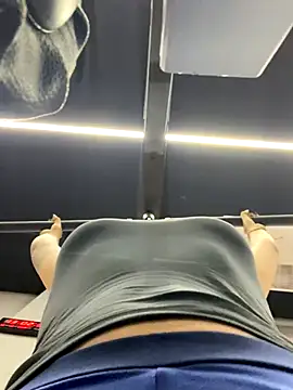 oizoe online show from 12.18.25