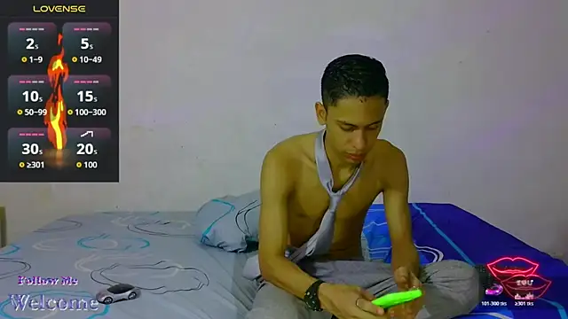 dylan apol0 online show from 04.21.26