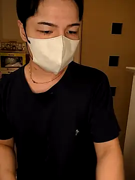 Snapshot of kqitooo chatting on 04.08.26 kqitooo online show from 04.08.26
