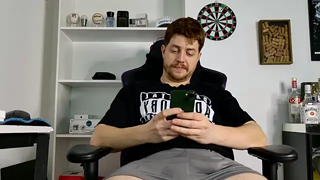 aaron nvk online show from 06.12.26