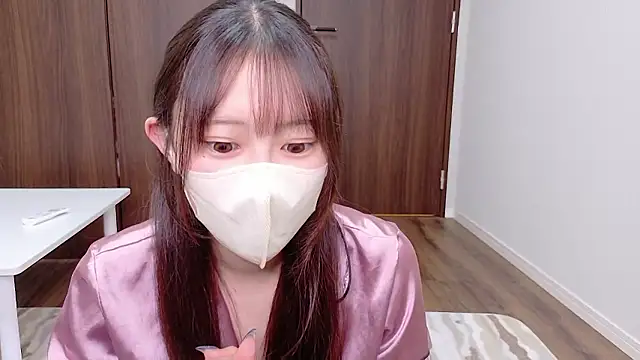 Snapshot of MOEMOE-Q chatting on 11.09.25 MOEMOE-Q online show from 11.09.25