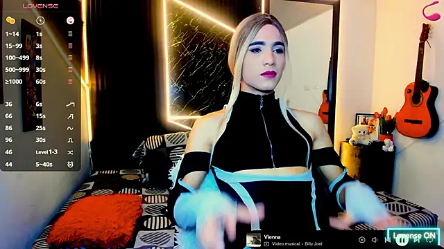 Snapshot of Issabella_Davinci chatting on 03.09.26 Issabella Davinci online show from 03.09.26