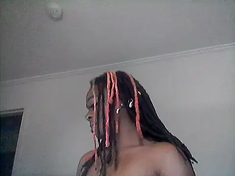 Snapshot of Sunflower_Synns chatting on 09.14.25 Sunflower Synns online show from 09.14.25