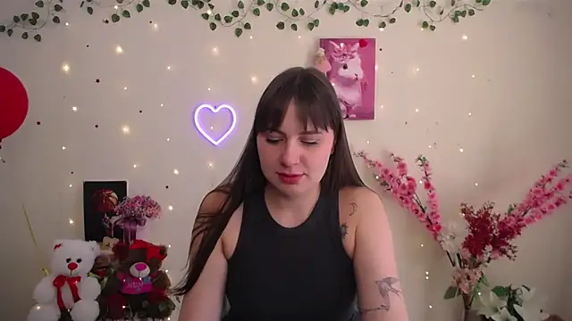 Amanda Bright  online show from 04.29.26