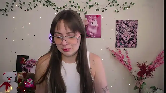Amanda Bright  online show from 06.17.26