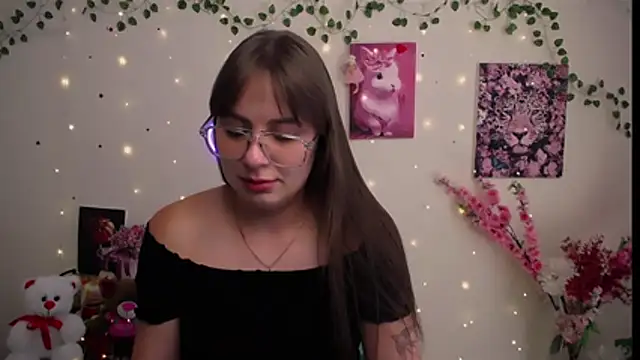 Amanda Bright  online show from 07.27.26