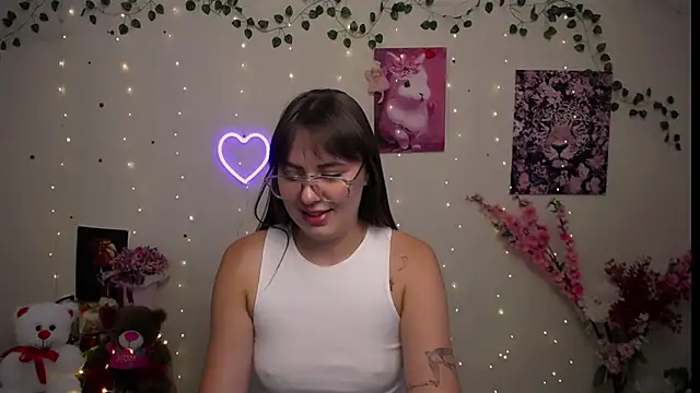 Amanda Bright  online show from 07.28.26