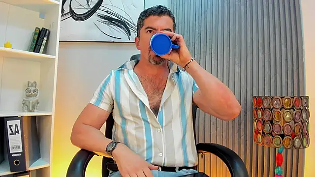 JuanKFit 45 online show from 07.24.26