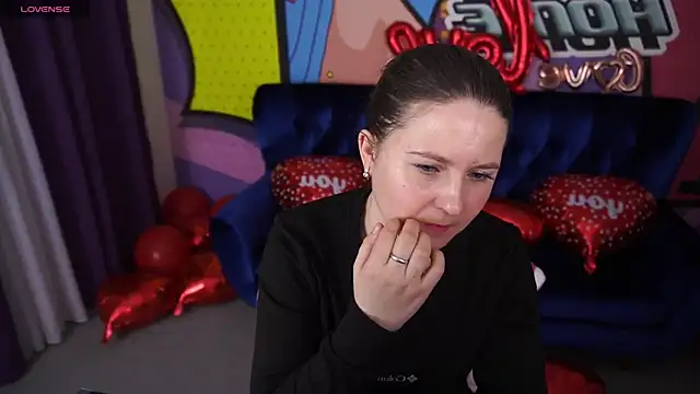 CraveeDoll online show from 02.10.26