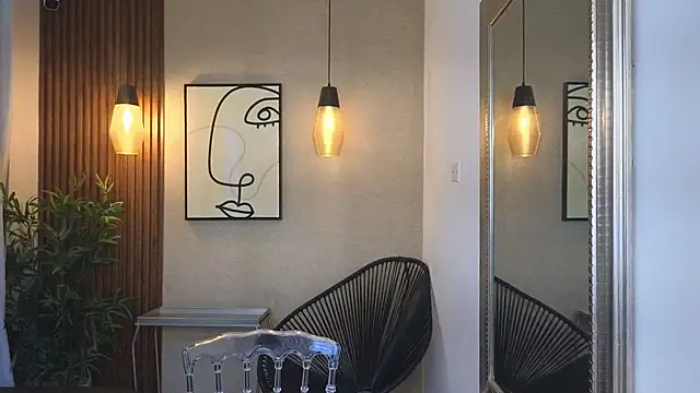 Lia Mar  online show from 10.24.25