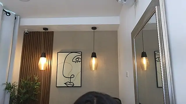 Lia Mar  online show from 11.13.25