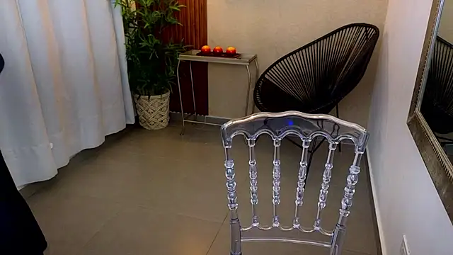 Lia Mar  online show from 11.22.25