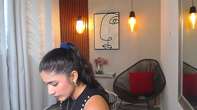 Lia Mar  online show from 05.20.26