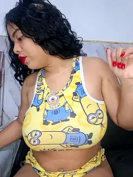 Yemaly Lee online show from 05.15.26