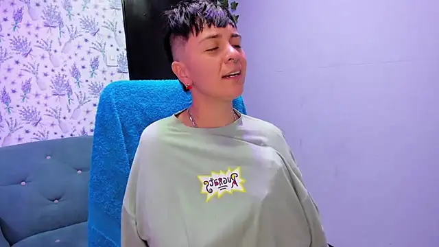  Hannah Hot online show from 09.19.25