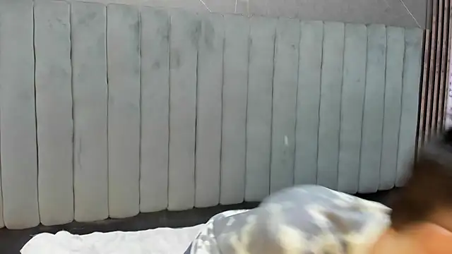  Hannah Hot online show from 01.12.26