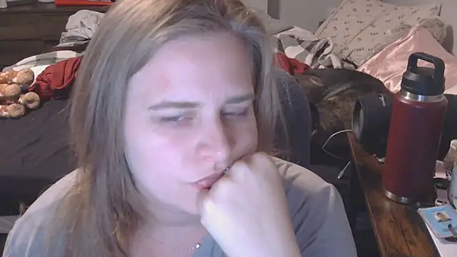 Sexyblonde12344 online show from 09.20.25