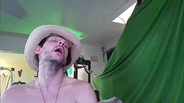 MasterDaddyCool online show from 10.19.25