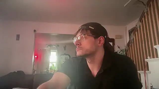 Snapshot of MasterDaddyCool chatting on 05.13.26 MasterDaddyCool online show from 05.13.26