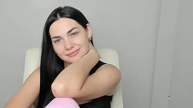 Lune Moon online show from 09.28.25