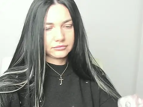 Lune Moon online show from 11.14.25