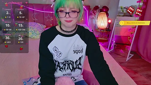 CoralineYoung online show from 05.06.26