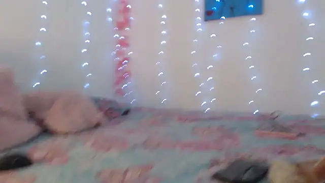 Snapshot of Victoria_new chatting on 12.04.25 Victoria new online show from 12.04.25