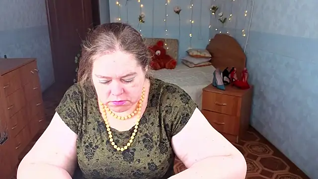 Snapshot of Audrey_Aura chatting on 09.12.25 Audrey Aura online show from 09.12.25