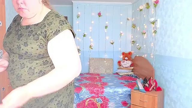 Snapshot of Audrey_Aura chatting on 09.15.25 Audrey Aura online show from 09.15.25