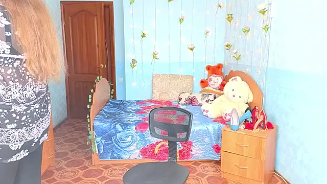 Snapshot of Audrey_Aura chatting on 09.22.25 Audrey Aura online show from 09.22.25