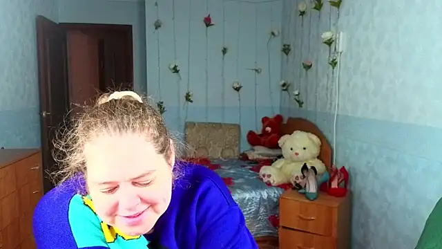 Snapshot of Audrey_Aura chatting on 10.06.25 Audrey Aura online show from 10.06.25