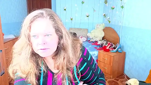 Snapshot of Audrey_Aura chatting on 10.23.25 Audrey Aura online show from 10.23.25