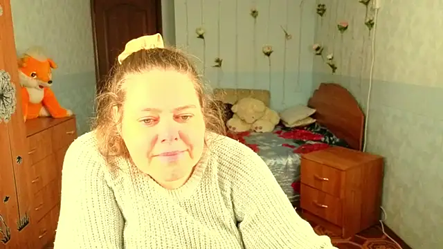 Snapshot of Audrey_Aura chatting on 11.19.25 Audrey Aura online show from 11.19.25