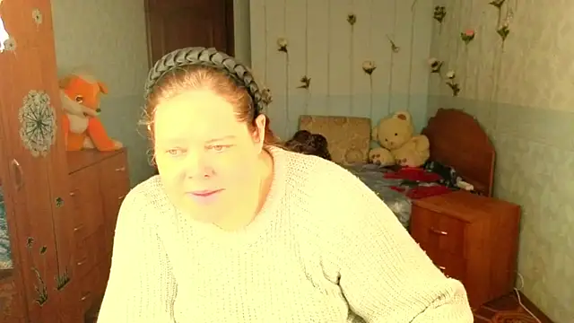 Snapshot of Audrey_Aura chatting on 11.25.25 Audrey Aura online show from 11.25.25