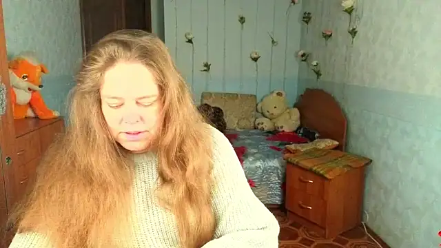 Snapshot of Audrey_Aura chatting on 11.28.25 Audrey Aura online show from 11.28.25