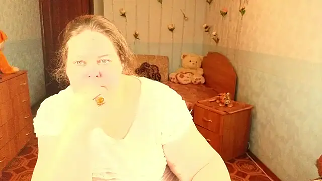 Snapshot of Audrey_Aura chatting on 12.01.25 Audrey Aura online show from 12.01.25