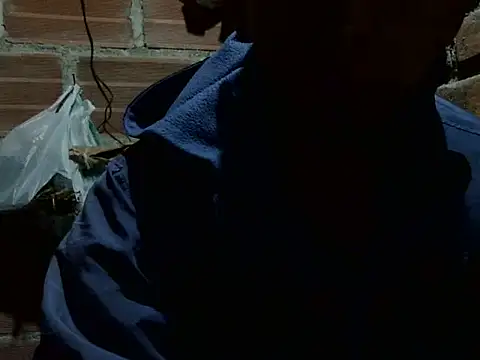 Snapshot of Boycumlatino chatting on 10.07.25 Boycumlatino online show from 10.07.25