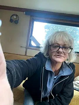 ladyboatlady online show from 11.07.25