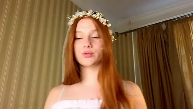 Snapshot of Juuulia_ chatting on 05.19.26 Juuulia online show from 05.19.26