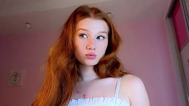Juuulia  online show from 07.07.26