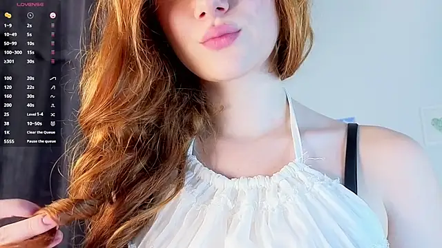 Juuulia  online show from 07.13.26