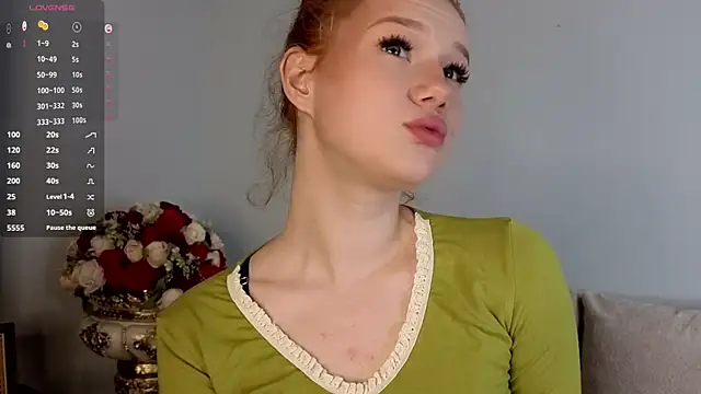 Juuulia  online show from 07.16.26