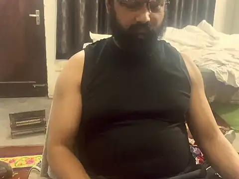 Snapshot of Dollseye chatting on 03.05.26 Dollseye online show from 03.05.26