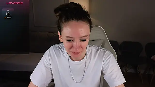 cutienaughtygirl online show from 07.04.26