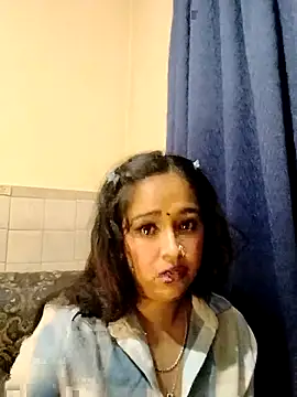 cute indianxo online show from 04.23.26