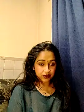 cute indianxo online show from 04.25.26