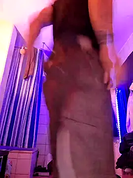 Snapshot of a7ex chatting on 12.12.24 a7ex online show from 12.12.24